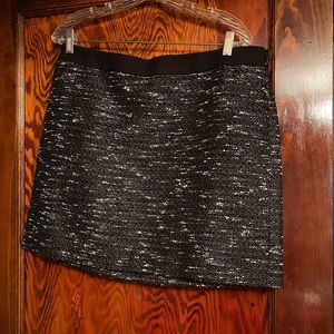 Banana Republic Black/White Skirt